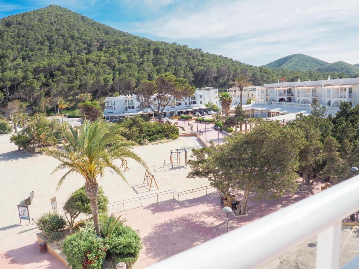 Apartamentos Cala Llonga Cala Llonga  Buitenkant foto