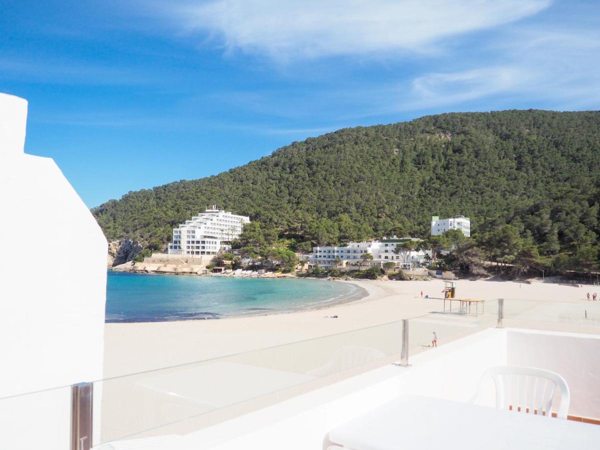 Apartamentos Cala Llonga Cala Llonga  Buitenkant foto