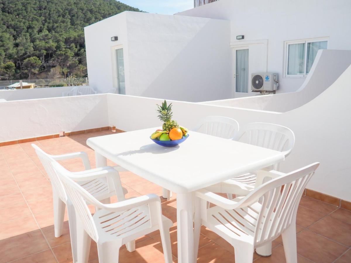 Apartamentos Cala Llonga Cala Llonga  Buitenkant foto