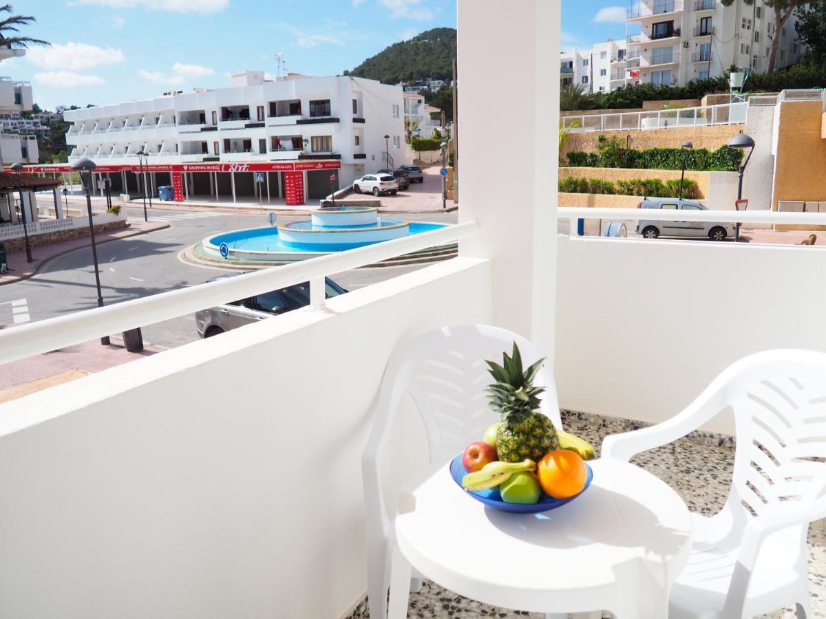Apartamentos Cala Llonga Cala Llonga  Buitenkant foto