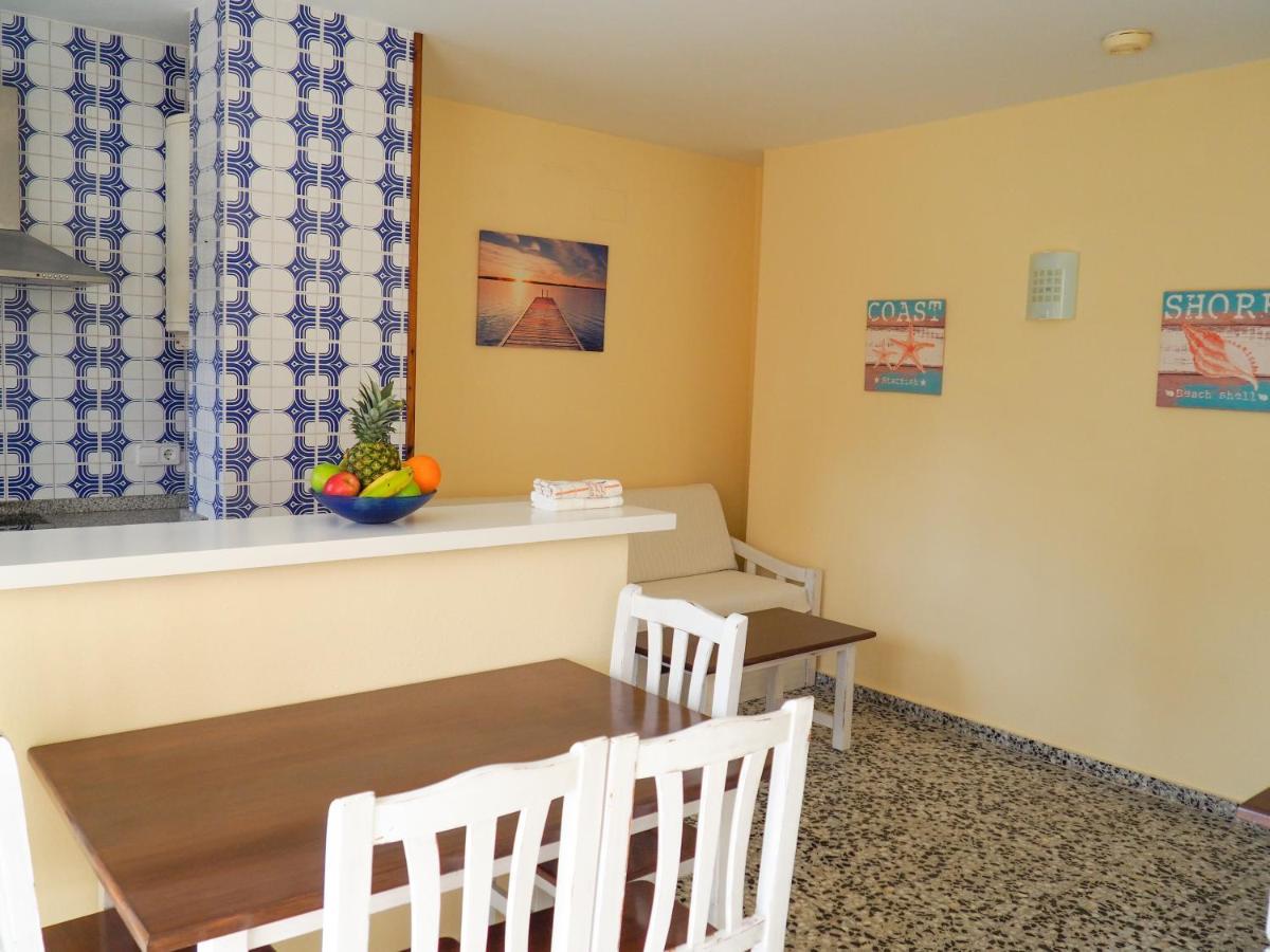 Apartamentos Cala Llonga Cala Llonga  Buitenkant foto