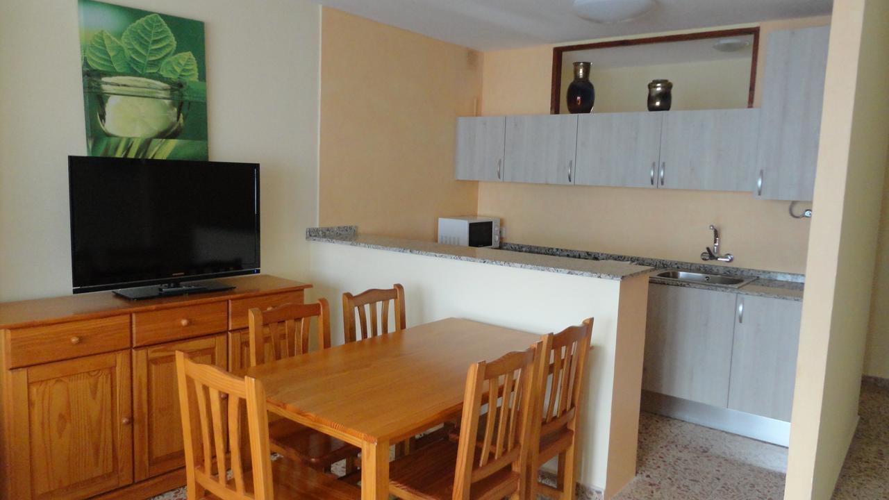 Apartamentos Cala Llonga Cala Llonga  Buitenkant foto