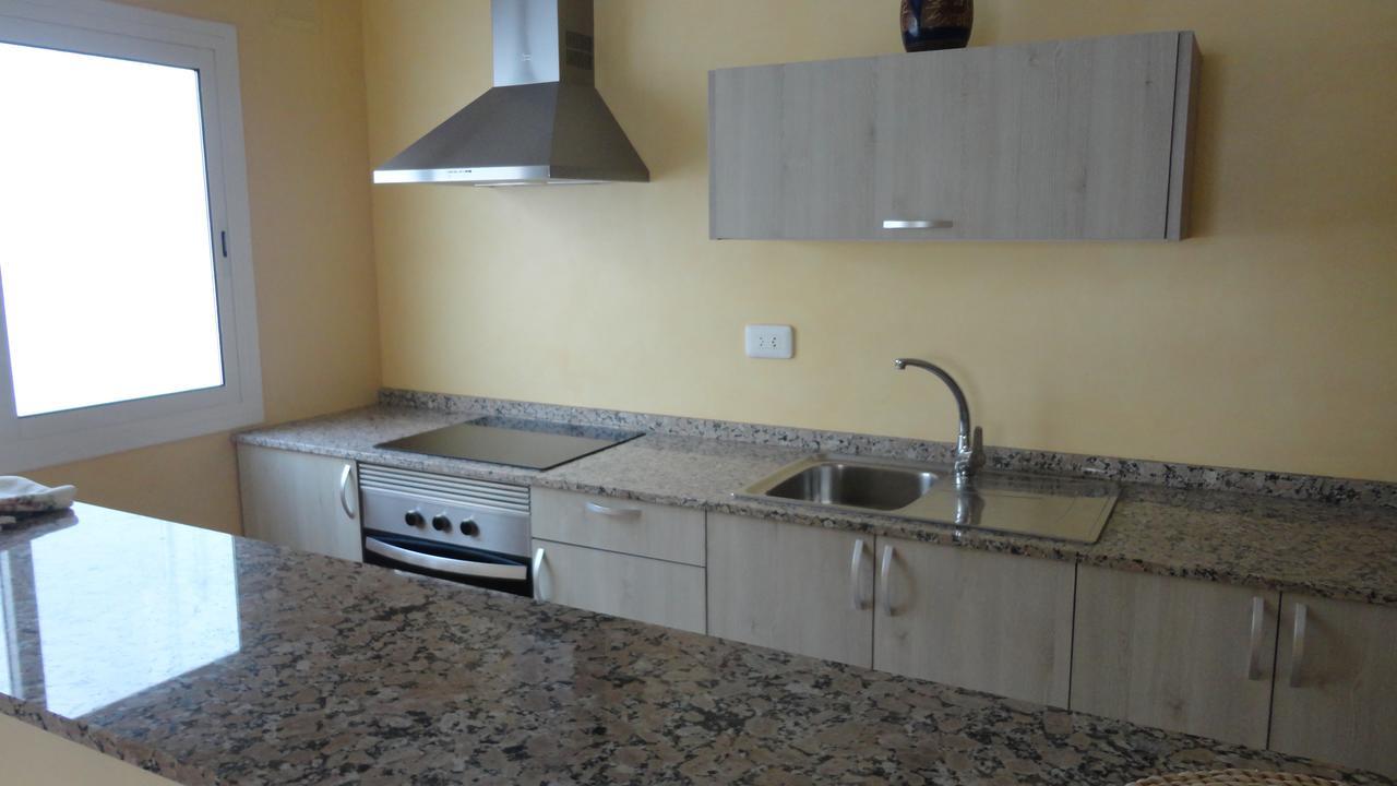 Apartamentos Cala Llonga Cala Llonga  Buitenkant foto