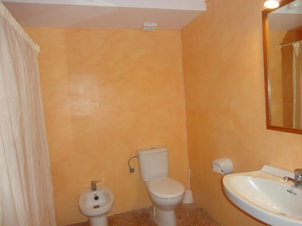 Apartamentos Cala Llonga Cala Llonga  Buitenkant foto